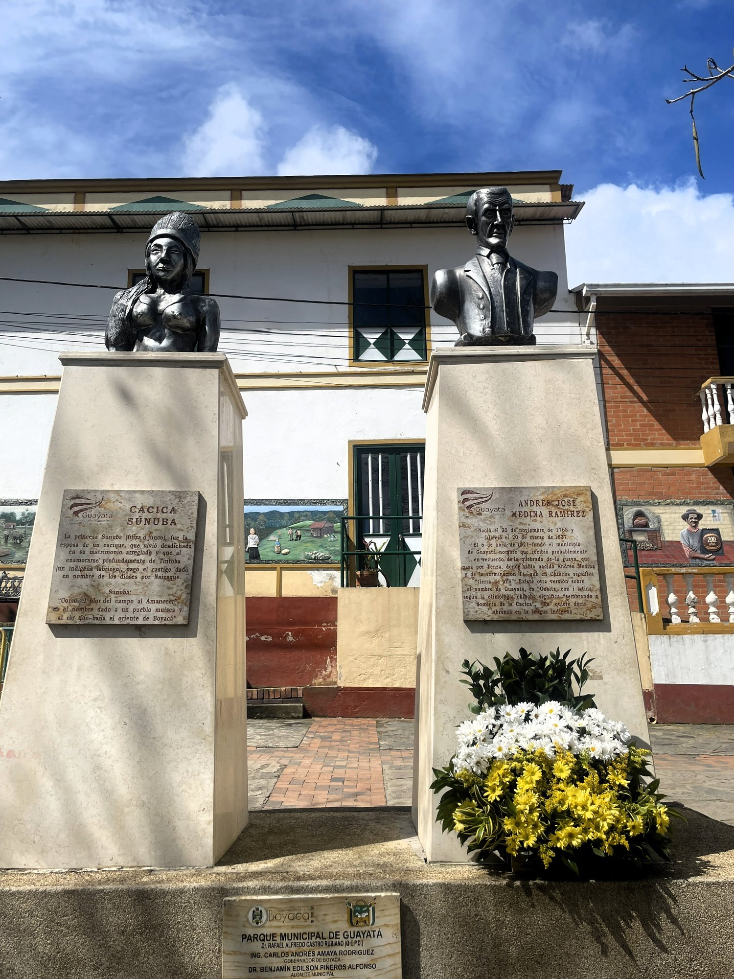 Cacica Sunuba y Andres Medina Guayata